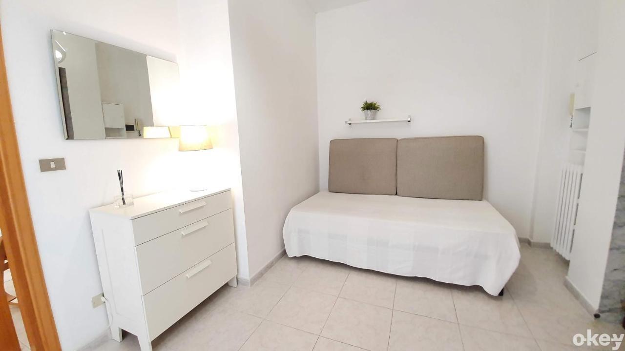 Doctor House - Bari Policlinico Apartment Екстериор снимка